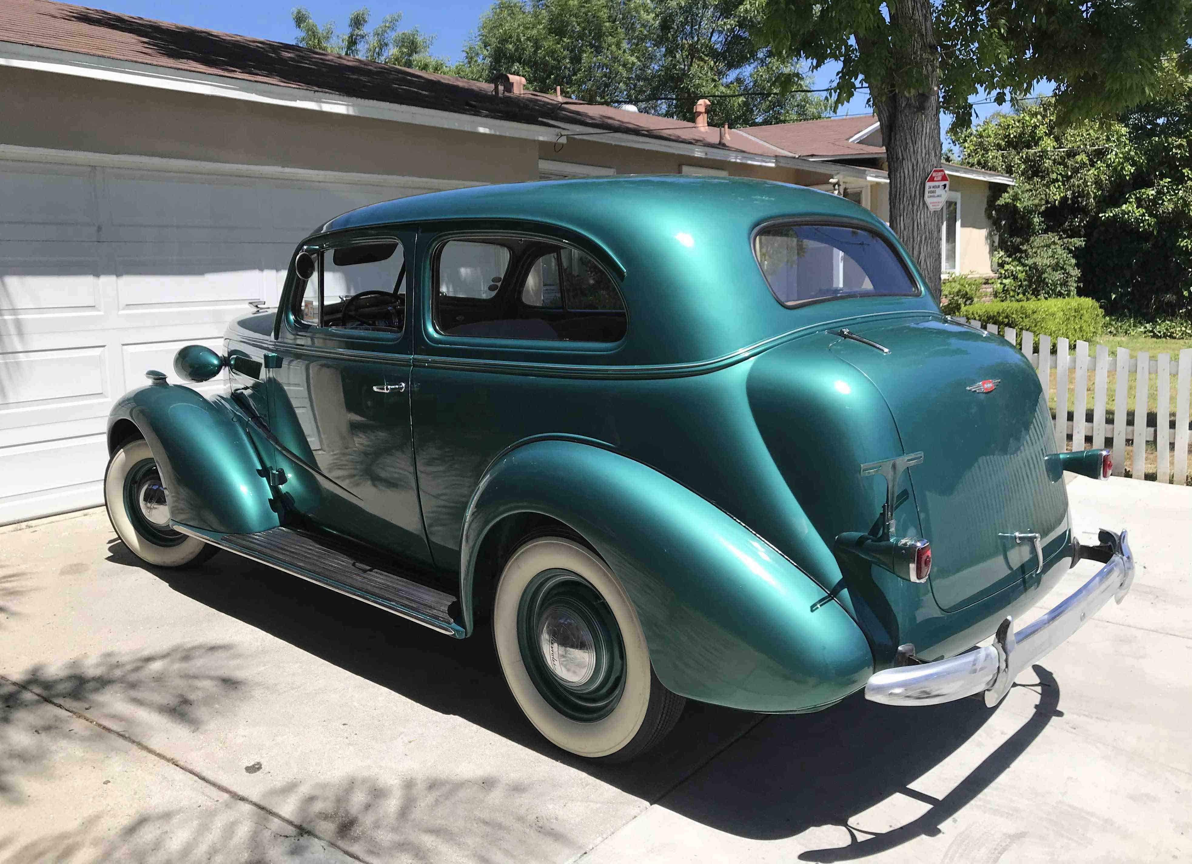 1937 Chevrolet 2-door Sedan